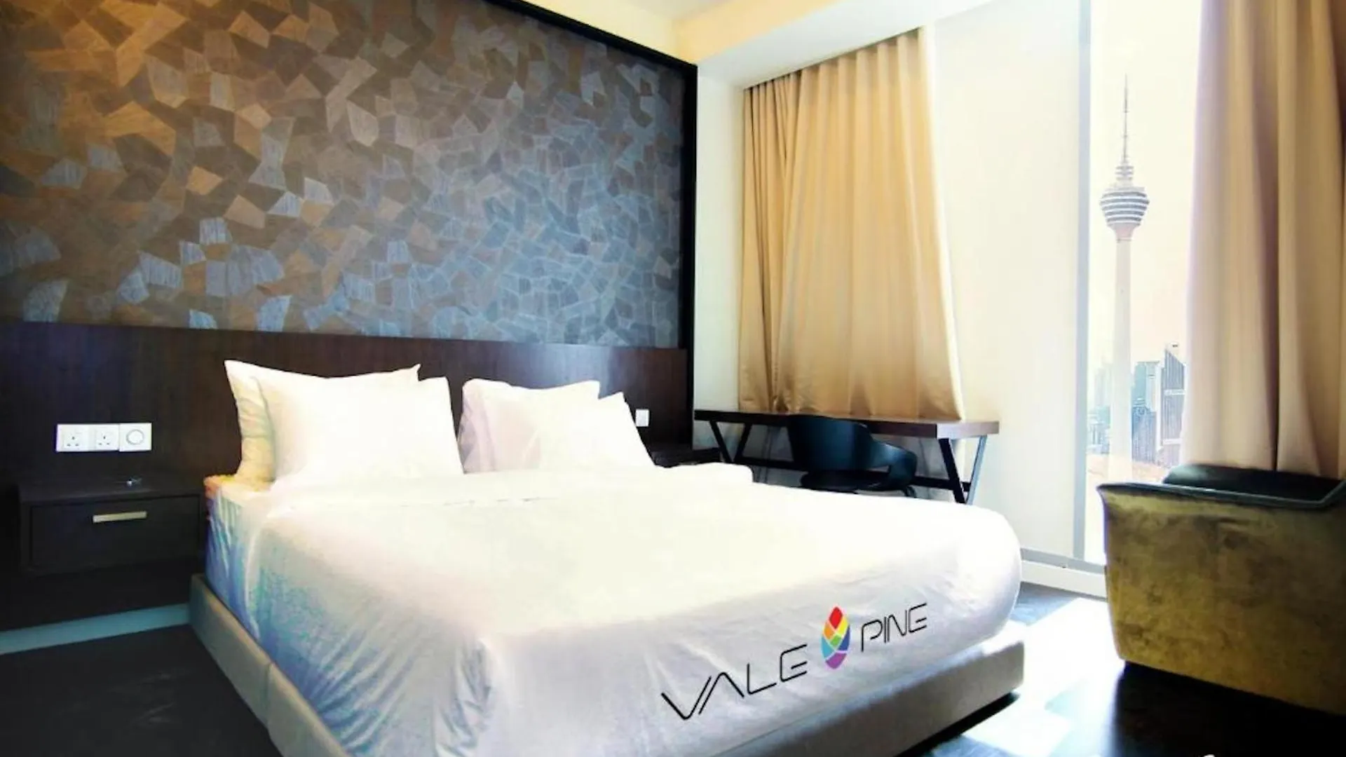 Apartment Tropicana The Residences Klcc By Luxury Suites Kuala Lumpur Malaysia